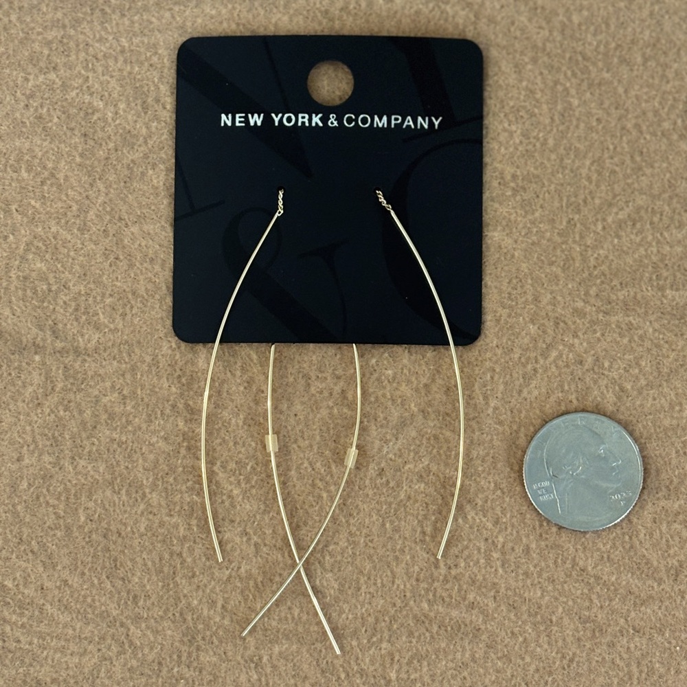 New York & Co gold tone earrings